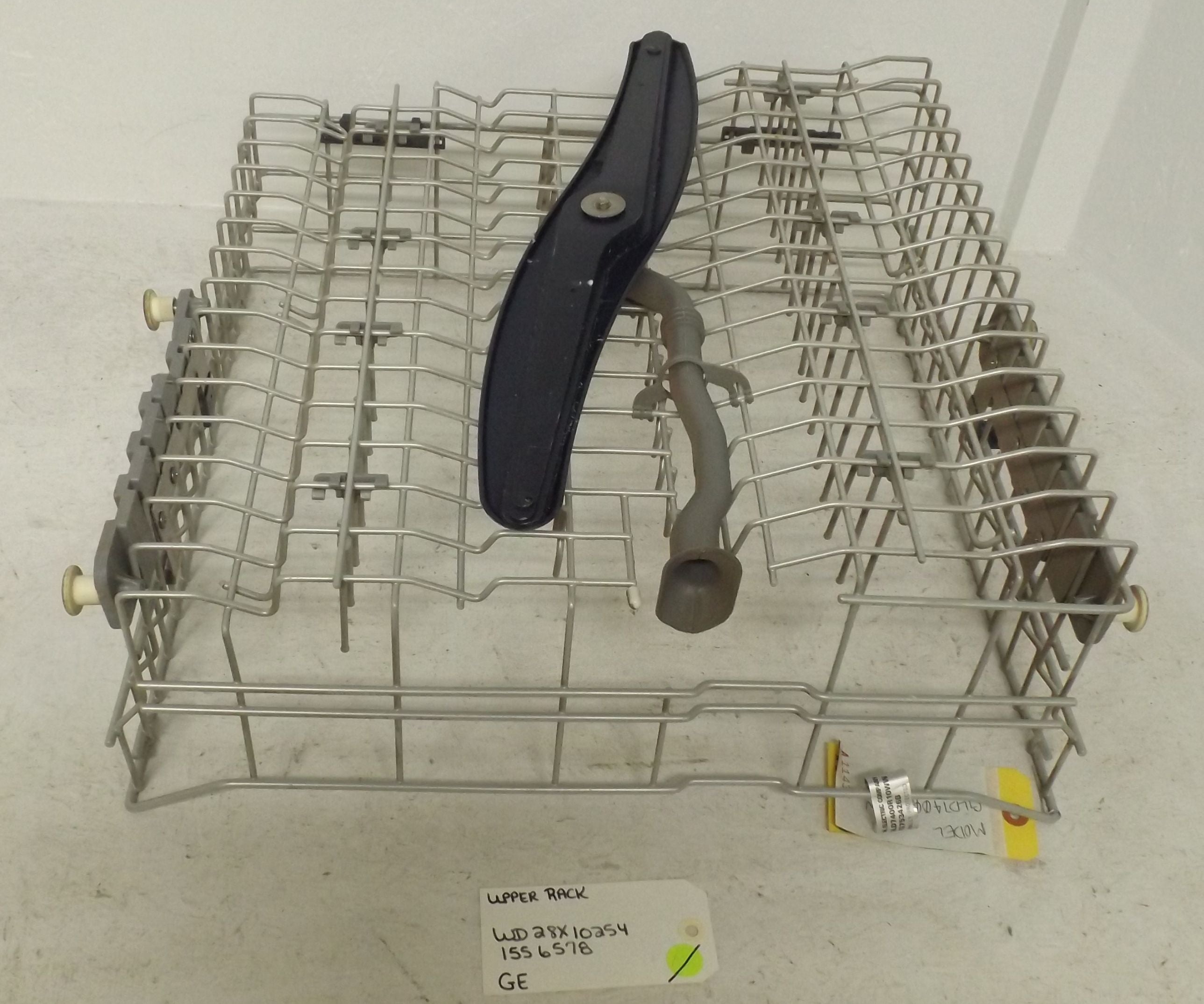 GE DISHWASHER WD28X10254 1556578 UPPER RACK (USED) GE DISHWASHER WD28X10254 1556578 UPPER RACK (USED)